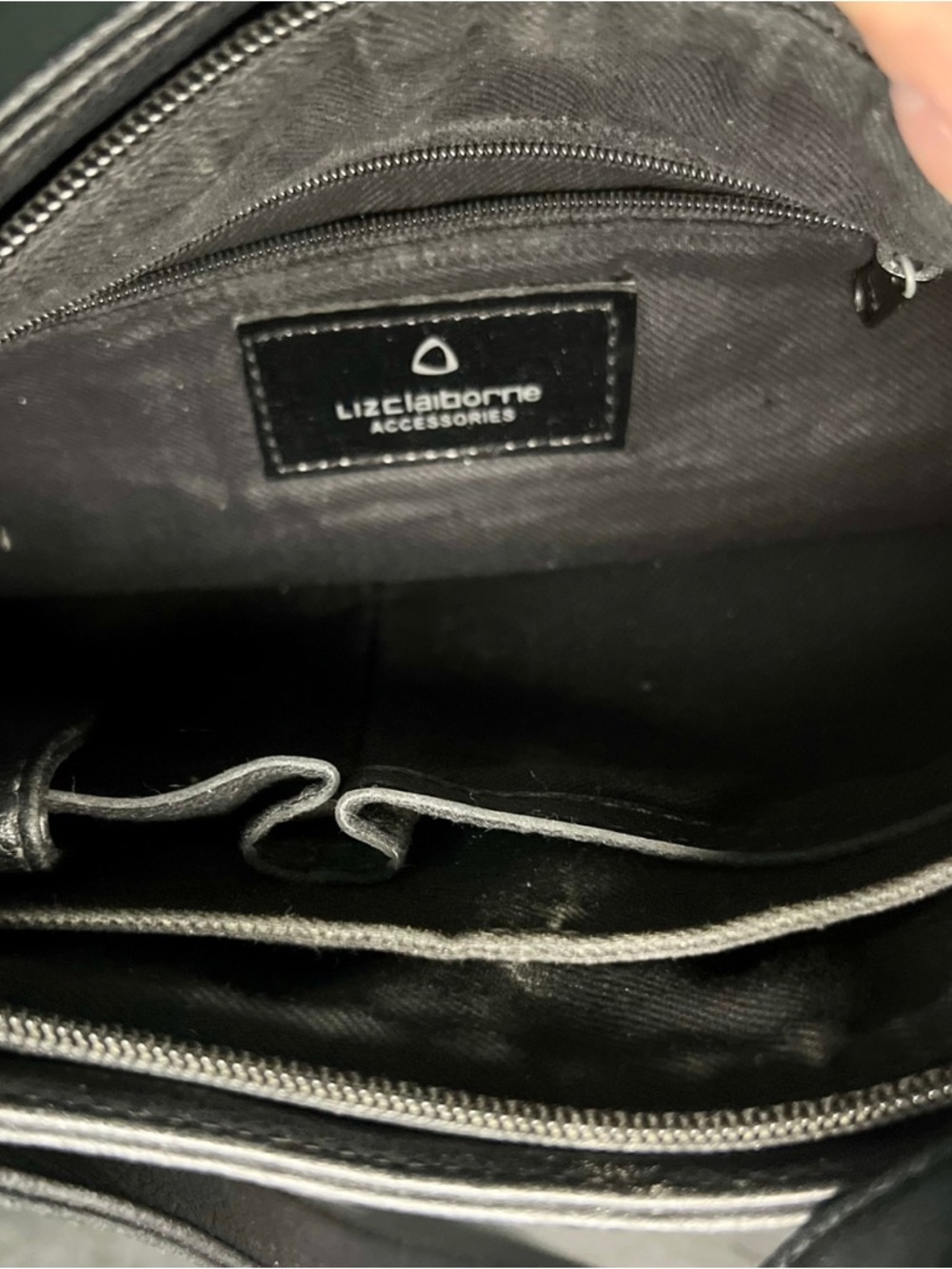 Liz Claiborne Black Shoulder Bag Pebbled Faux Leather Hobo Purse - Picture 7 of 9